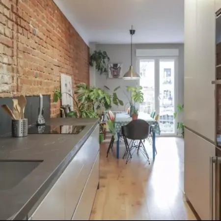 Design Apartment Near City Center Madrid Exterior photo